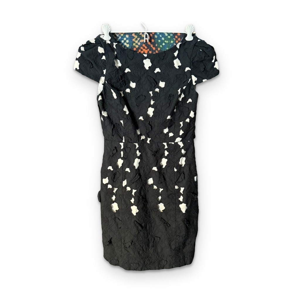 Tibi New York Black Floral Eyelet Cocktail Dress Sz 2 Cream Lining Short Sleeve